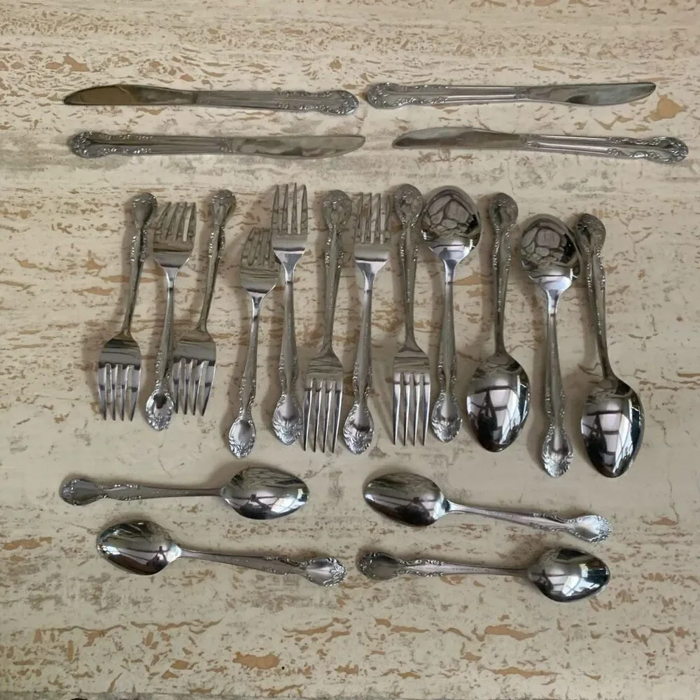 The Cellar Japan 20 piece stainless flat ware set
