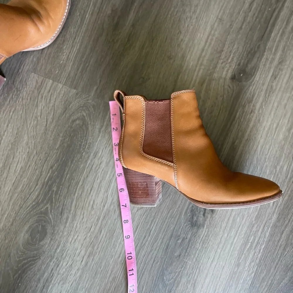 Madewell color saddle