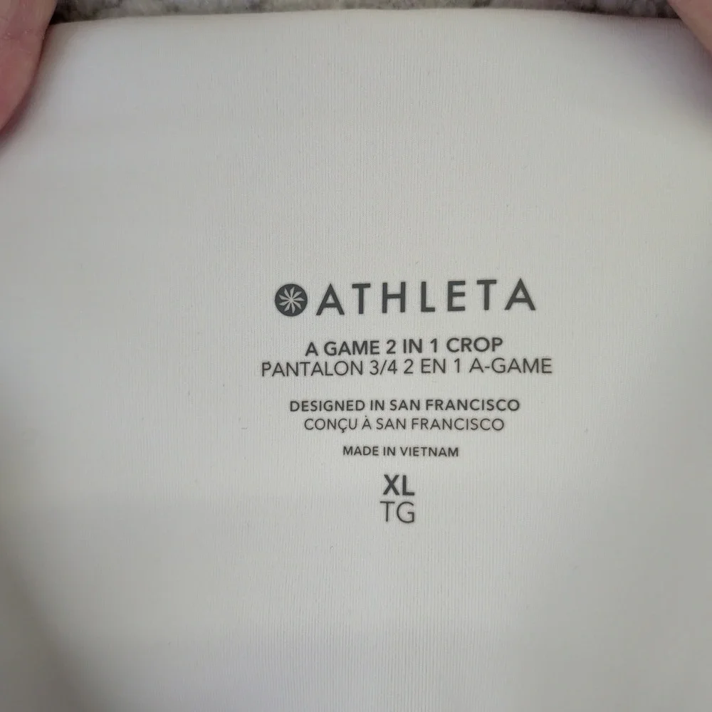 Athleta store mid brand