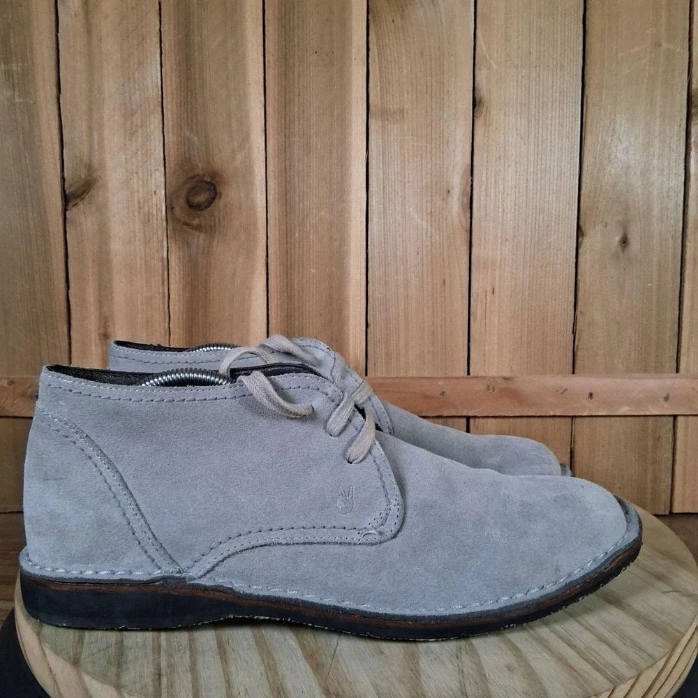 John Varvatos Chukka Boots Mens 9.5 Gray Suede Ankle Casual Leather Lined