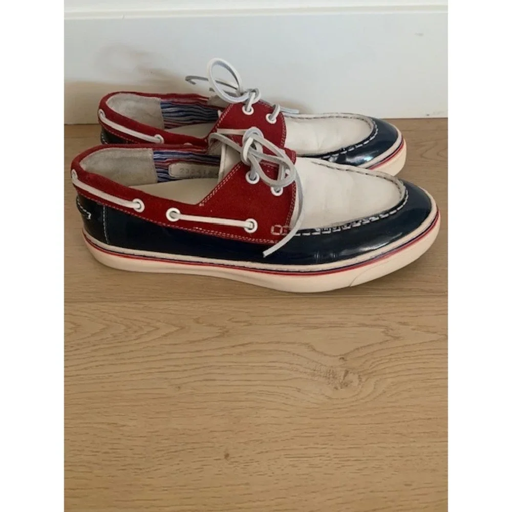 Gucci men boat