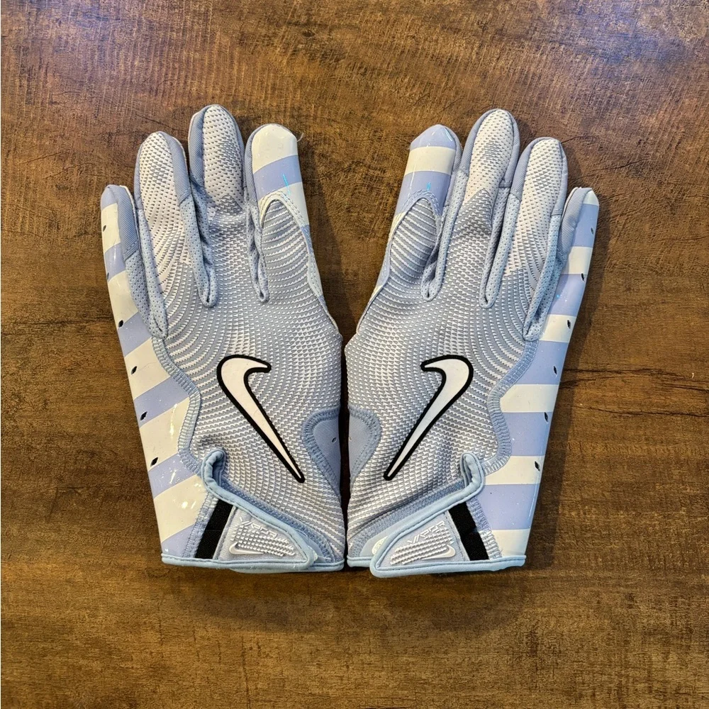 Nike Lavender Purple and Cream with sparkles Football Gloves