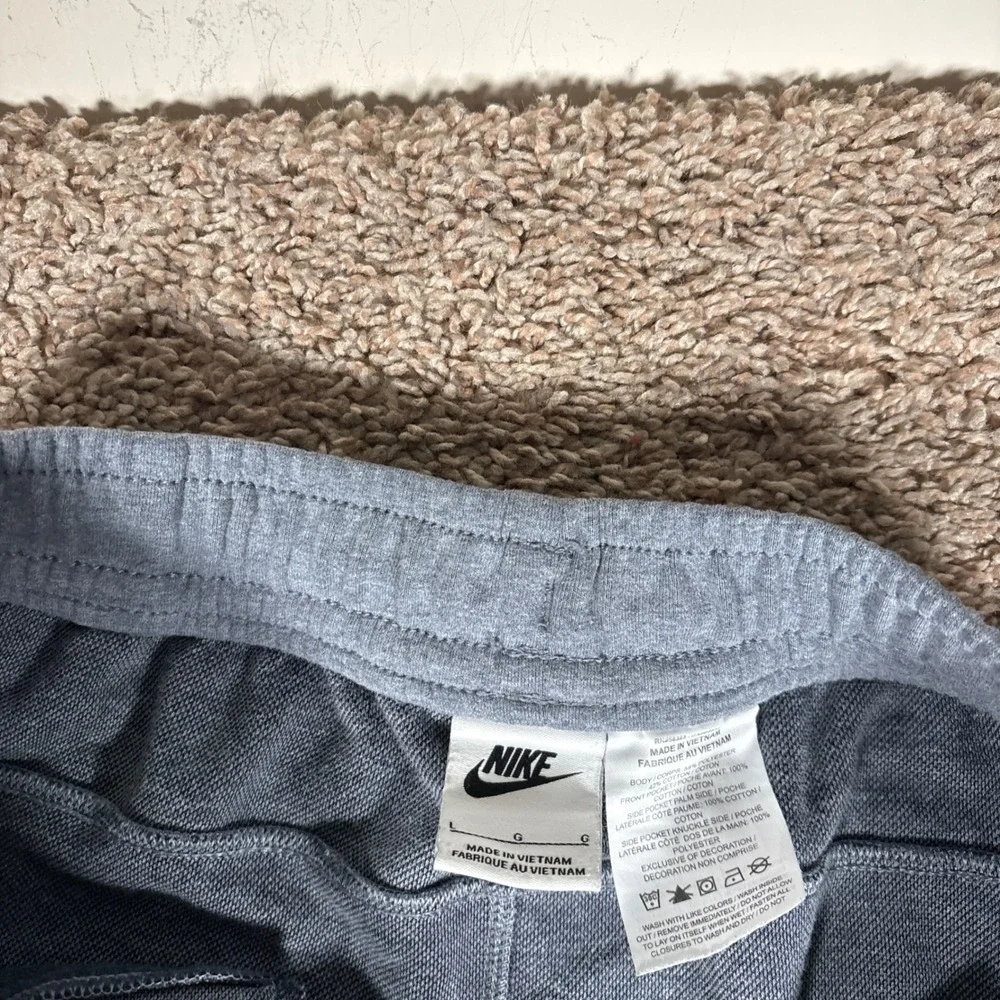 Nike sportswear tech