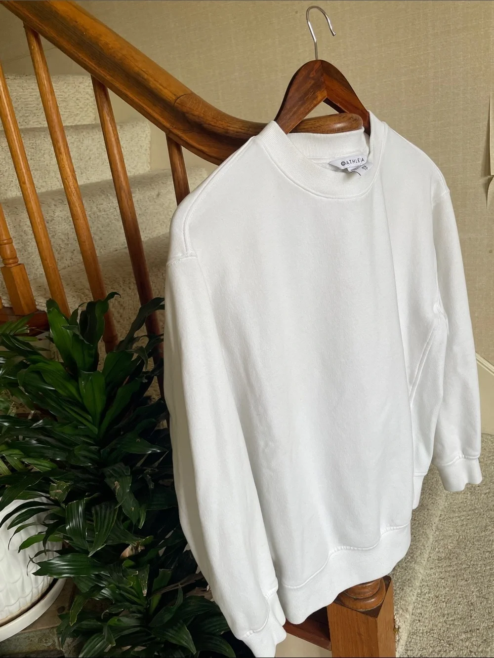 Athleta classic crewneck