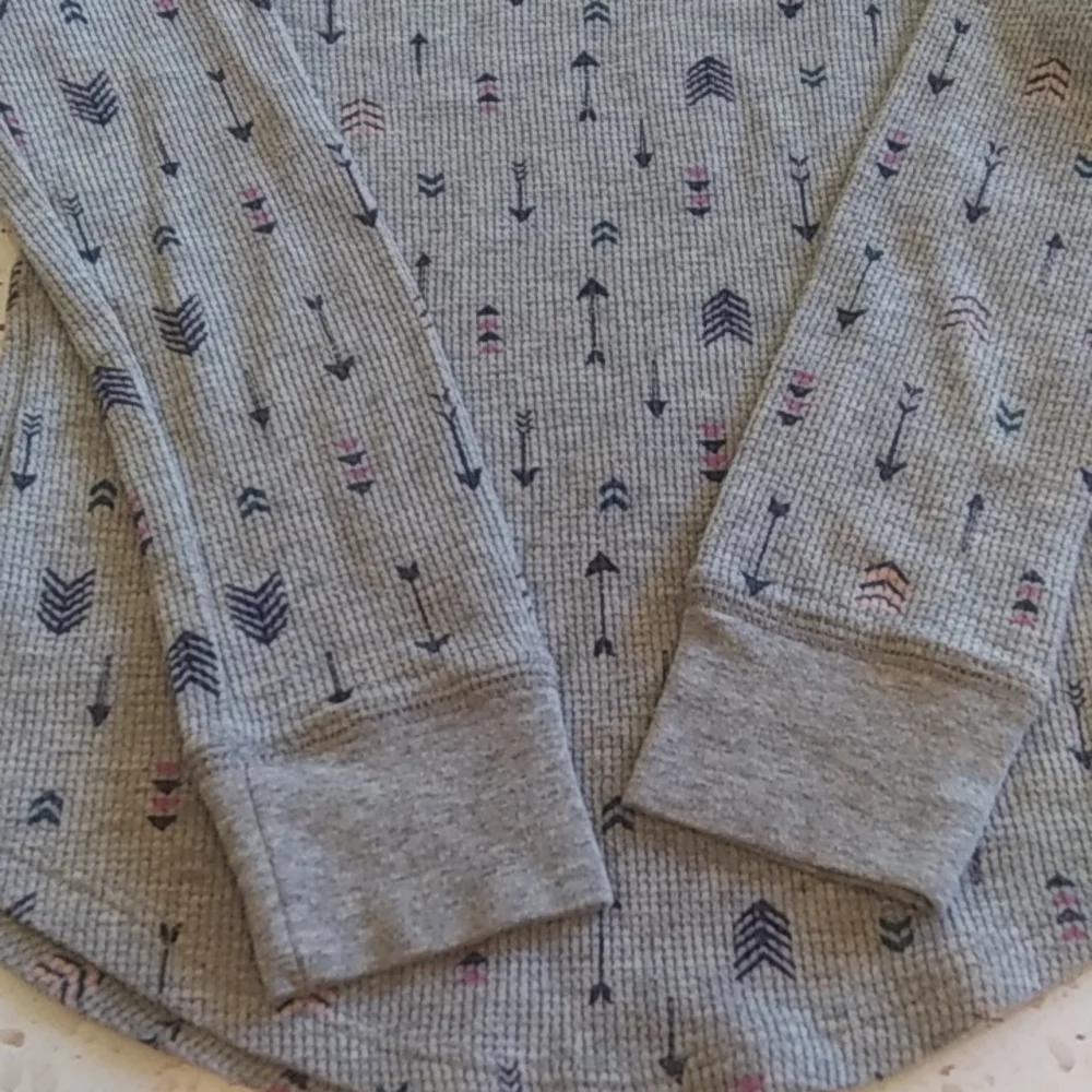 Old Navy heathered gray