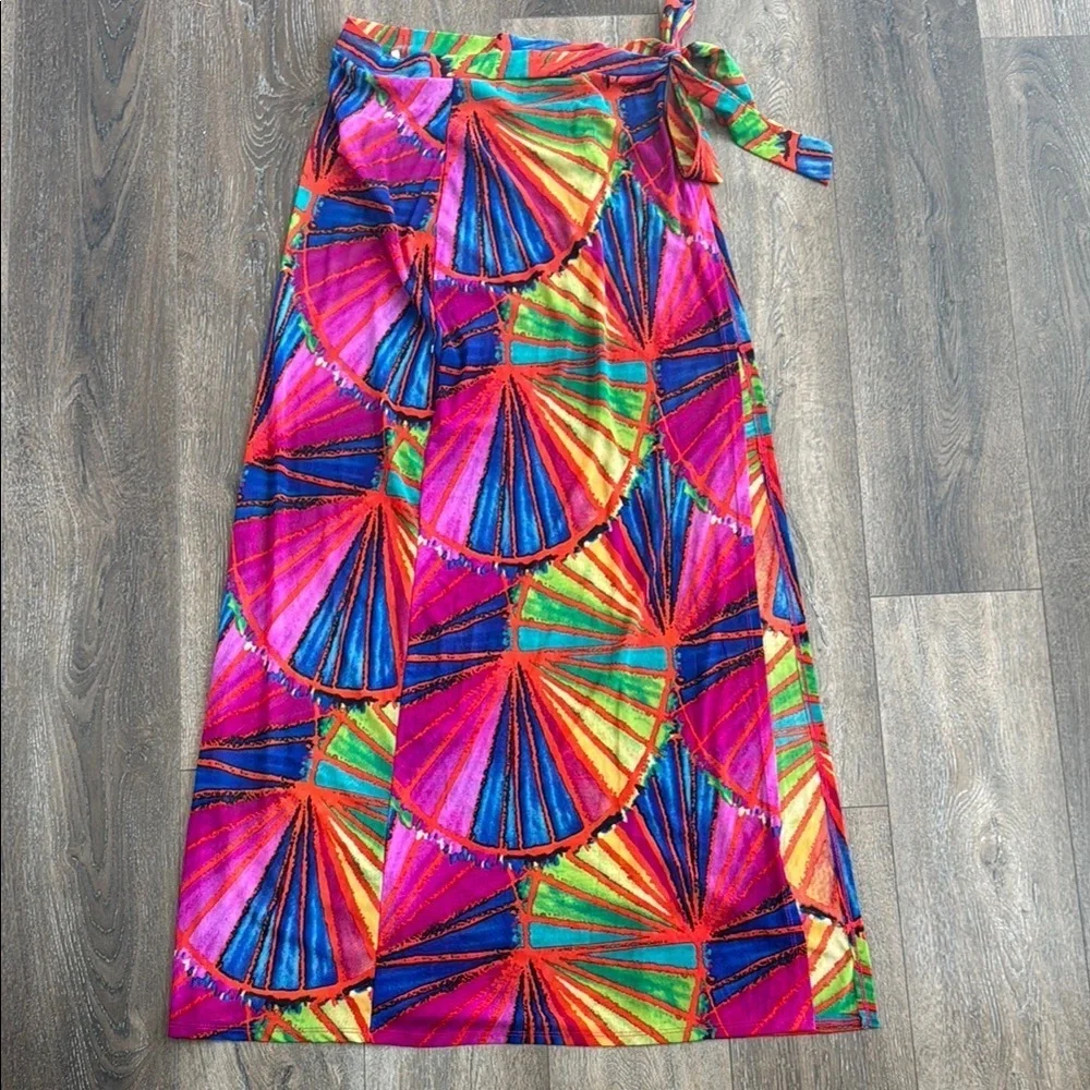 Fashion Nova Sarong.  Women’s one size.  Like new condition! Lightweight.