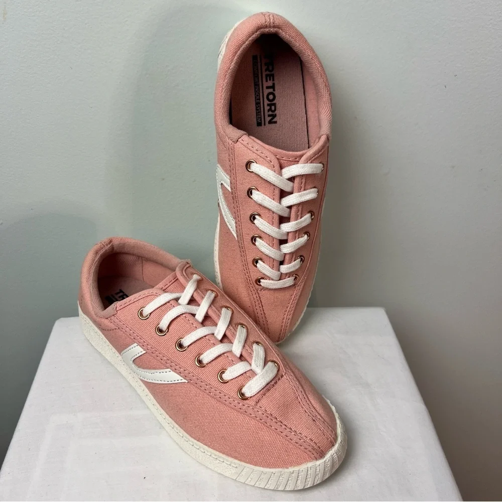 Tretorn pink canvas