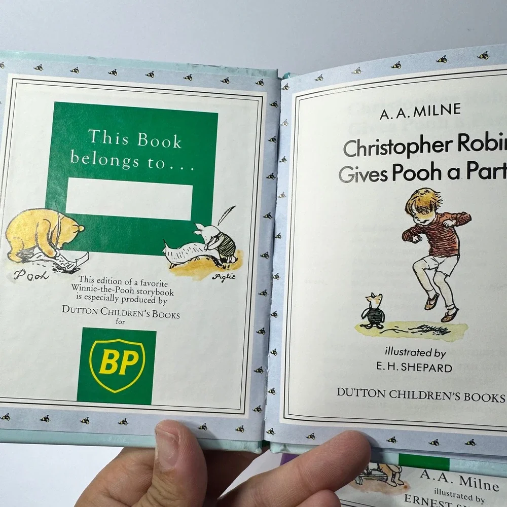 Dutton Childrens Books winnie pooh