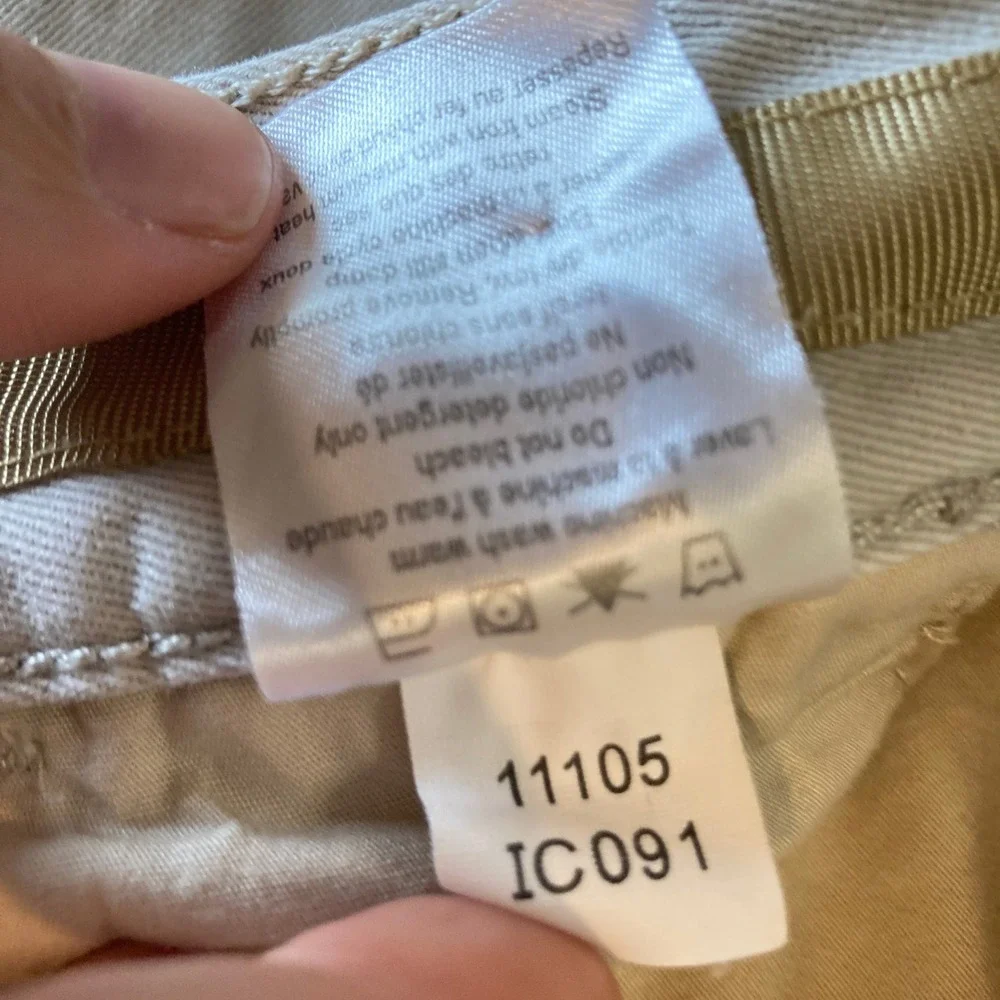 Mountain Khakis flaws my pocket