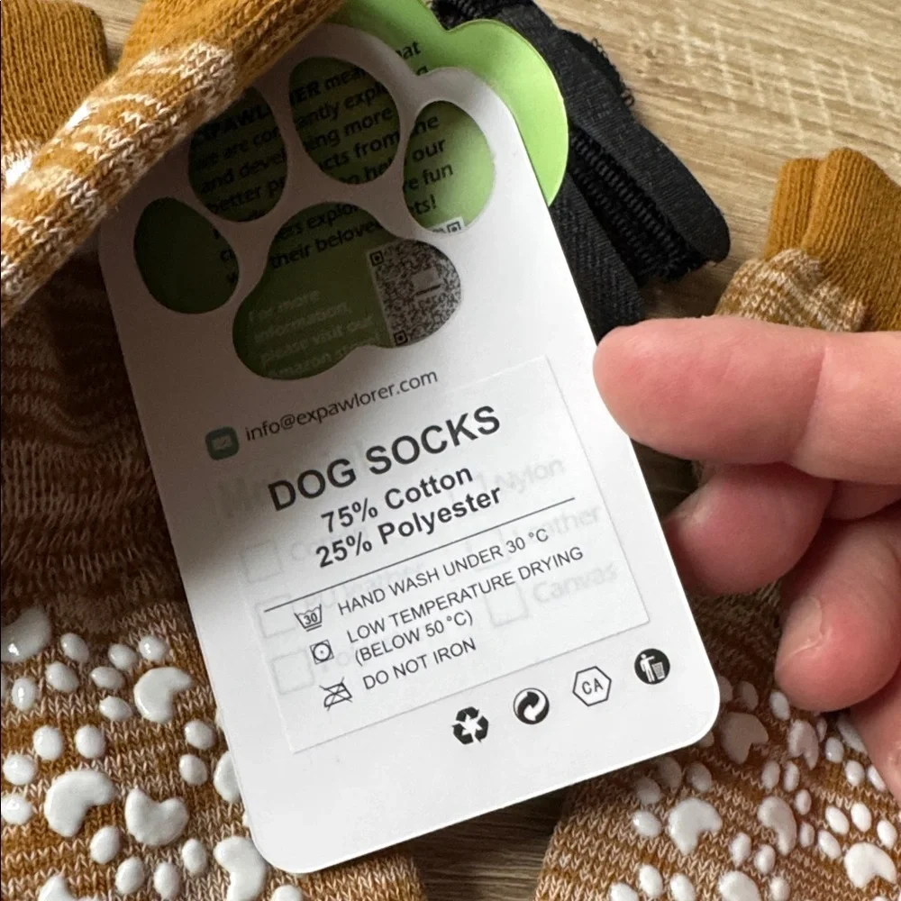 expawlorer brown socks