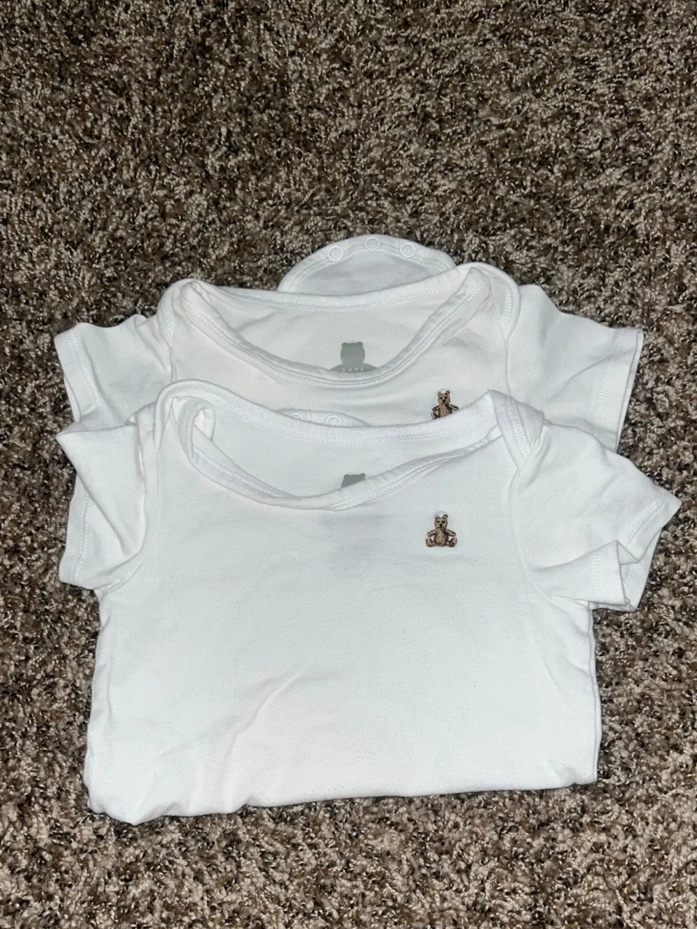 Baby GAP White Onesie with Tiny Brown Bear Embroidery (6-12M)