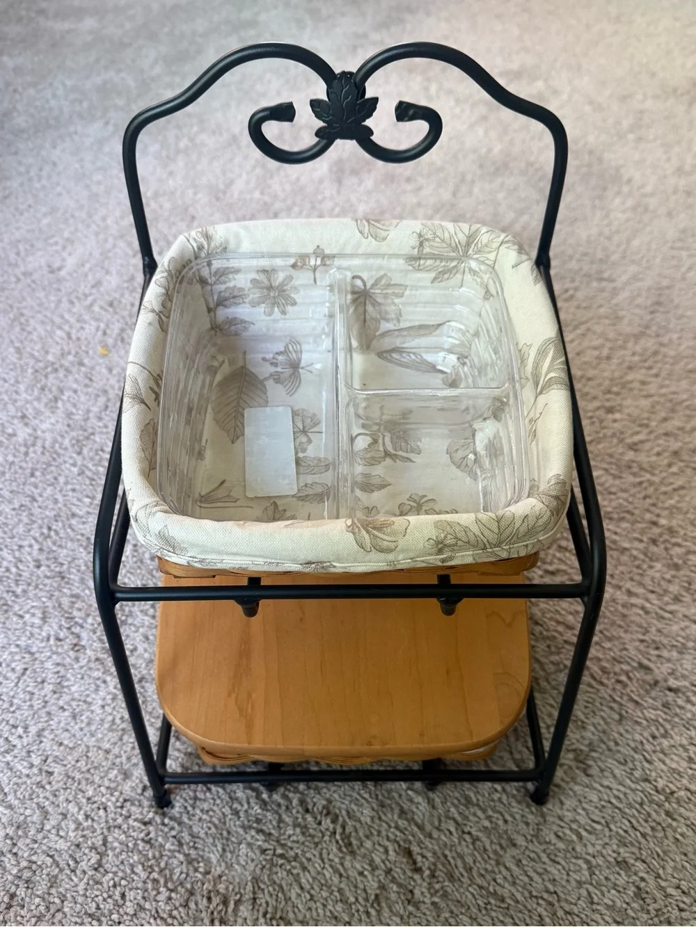 LONGABERGER 2003 WROUGHT IRON 2 TIER STAND W/ FABRIC PLASTIC BASKET LINERS 1 LID