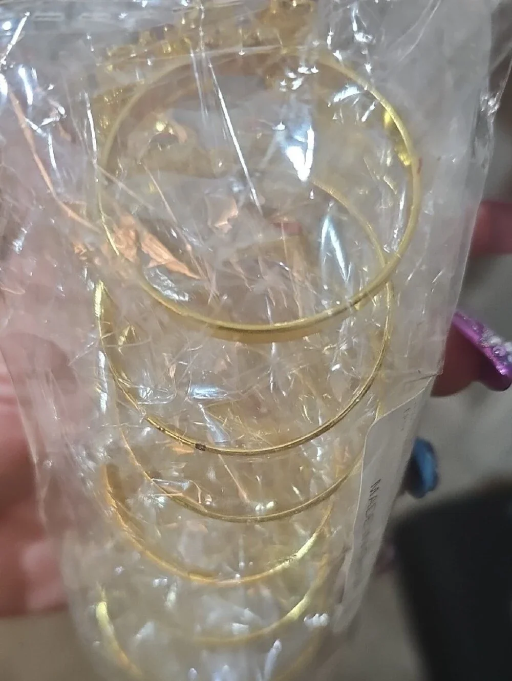 N/A gold tone