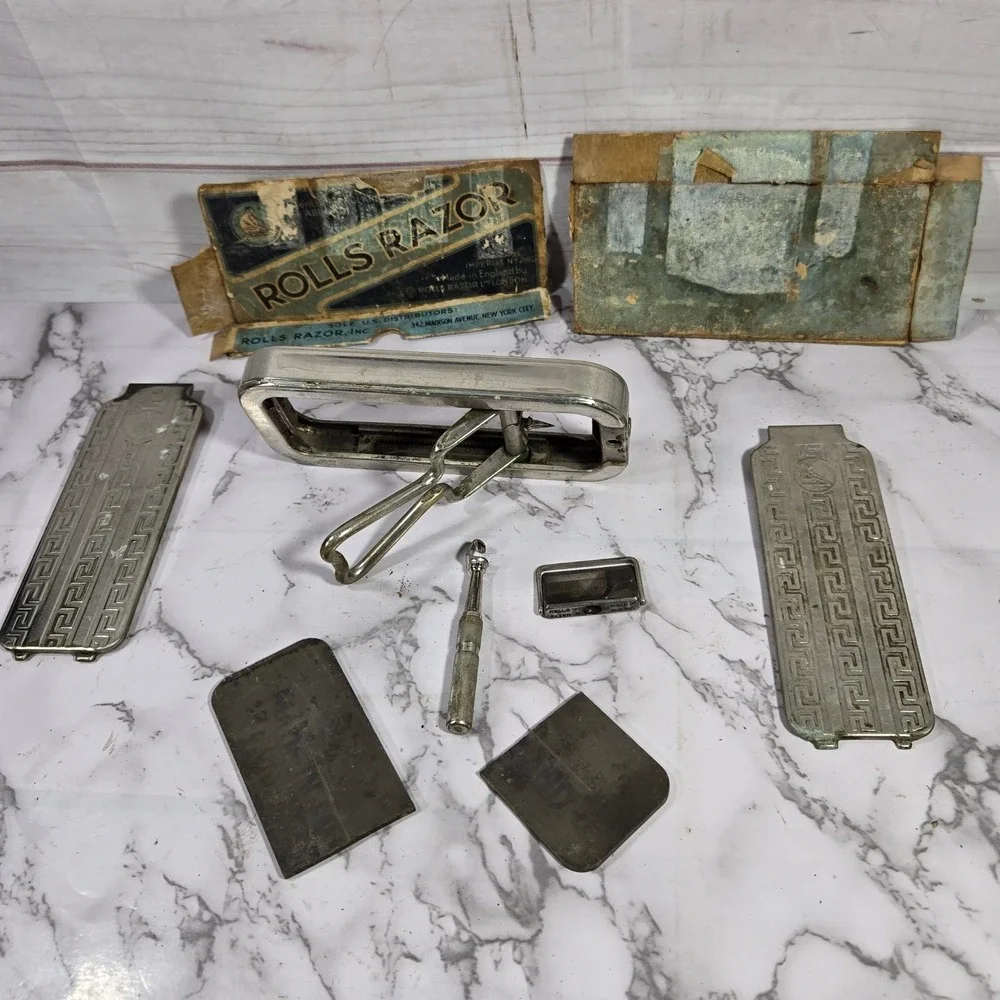 Vintage‎ Rolls Razor Safety Razor Set Made in England Shaving Kit Accessories
