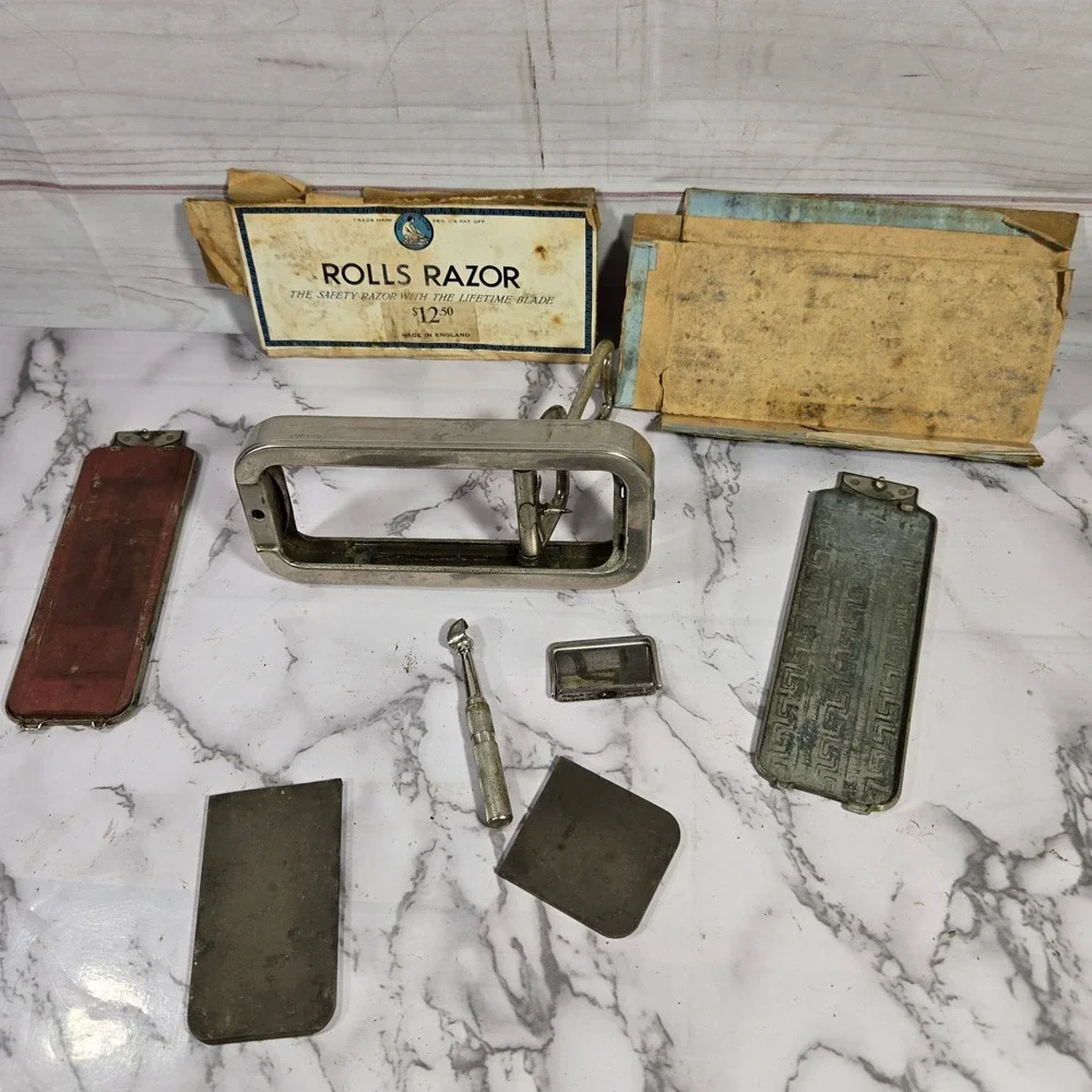 Vintage‎ Rolls Razor Safety Razor Set Made in England Shaving Kit Accessories