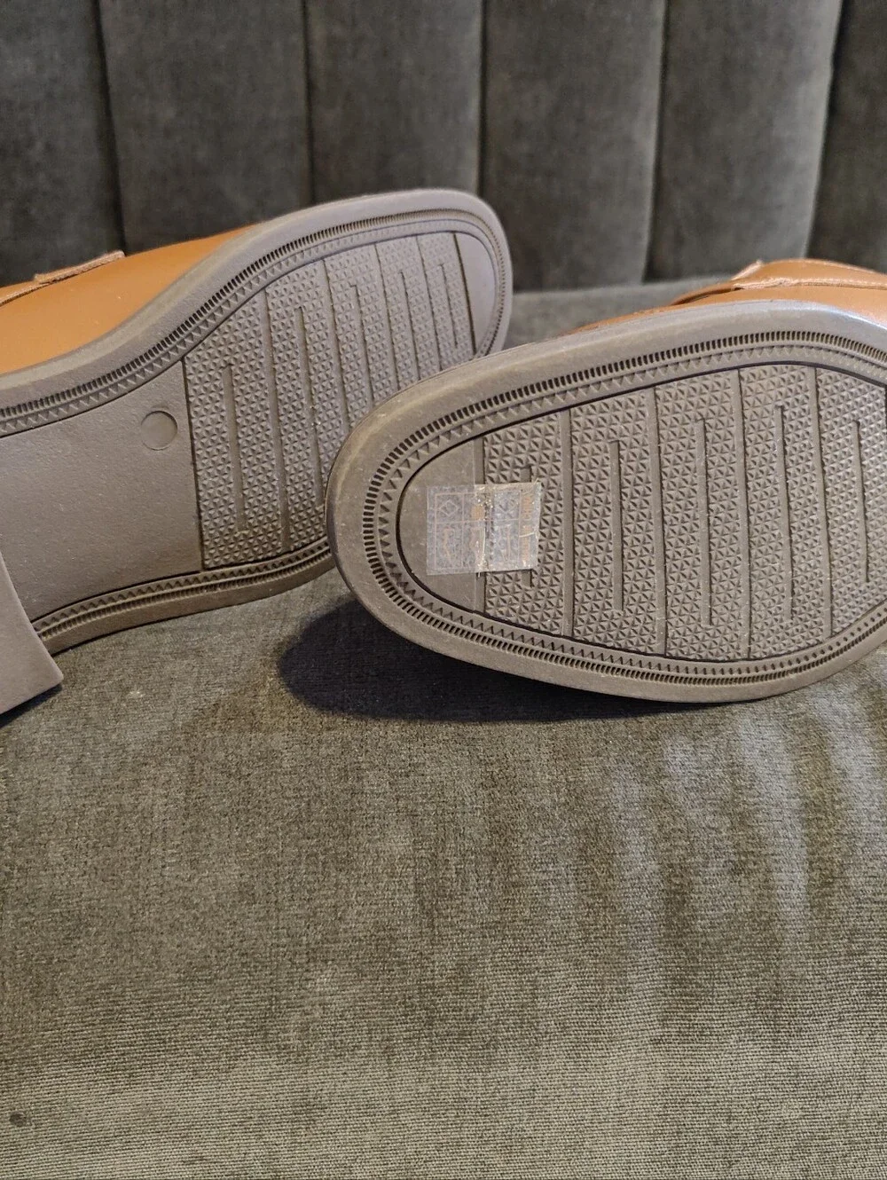 Boys Ginni Classic Tan Leather Lace-Up Dress Shoes Size 5 Boys