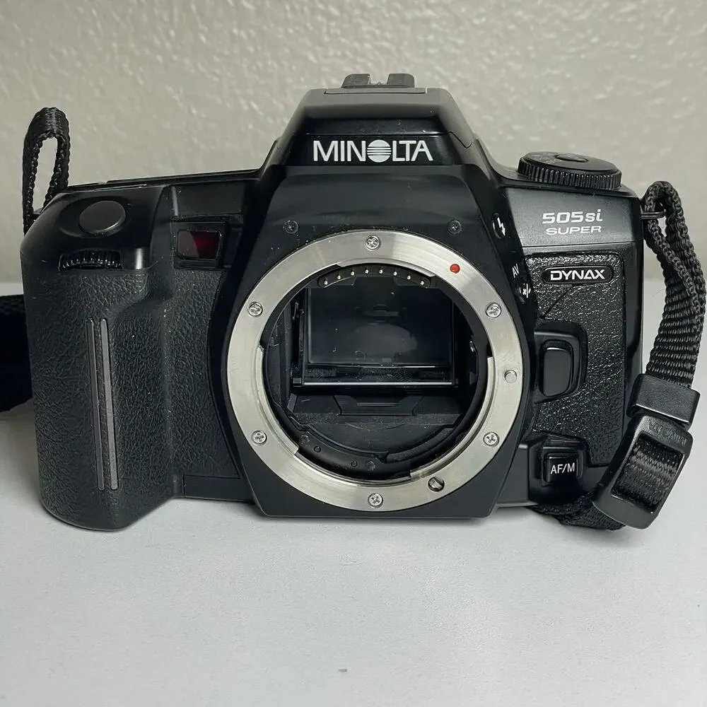 Minolta Dynax 505si Super 35mm SLR Film Camera Body Only UNTESTED