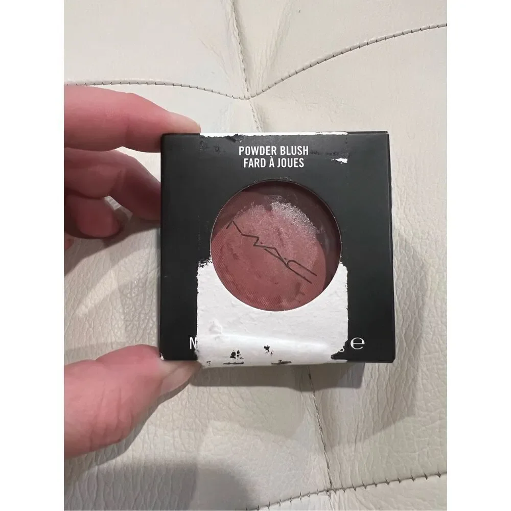 MAC powder blush