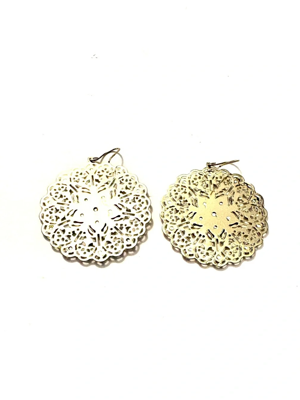 Fashion Jewelry medallion measures