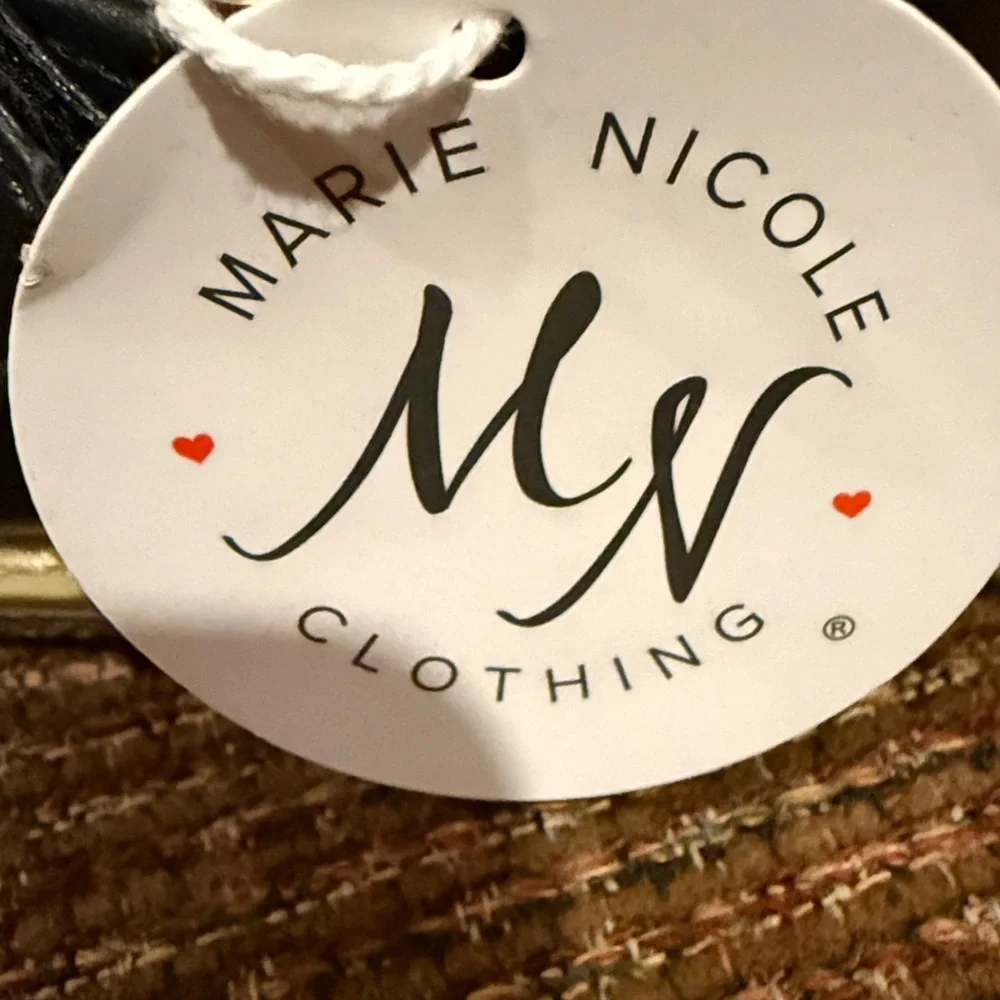 Marie Nicole dust new color