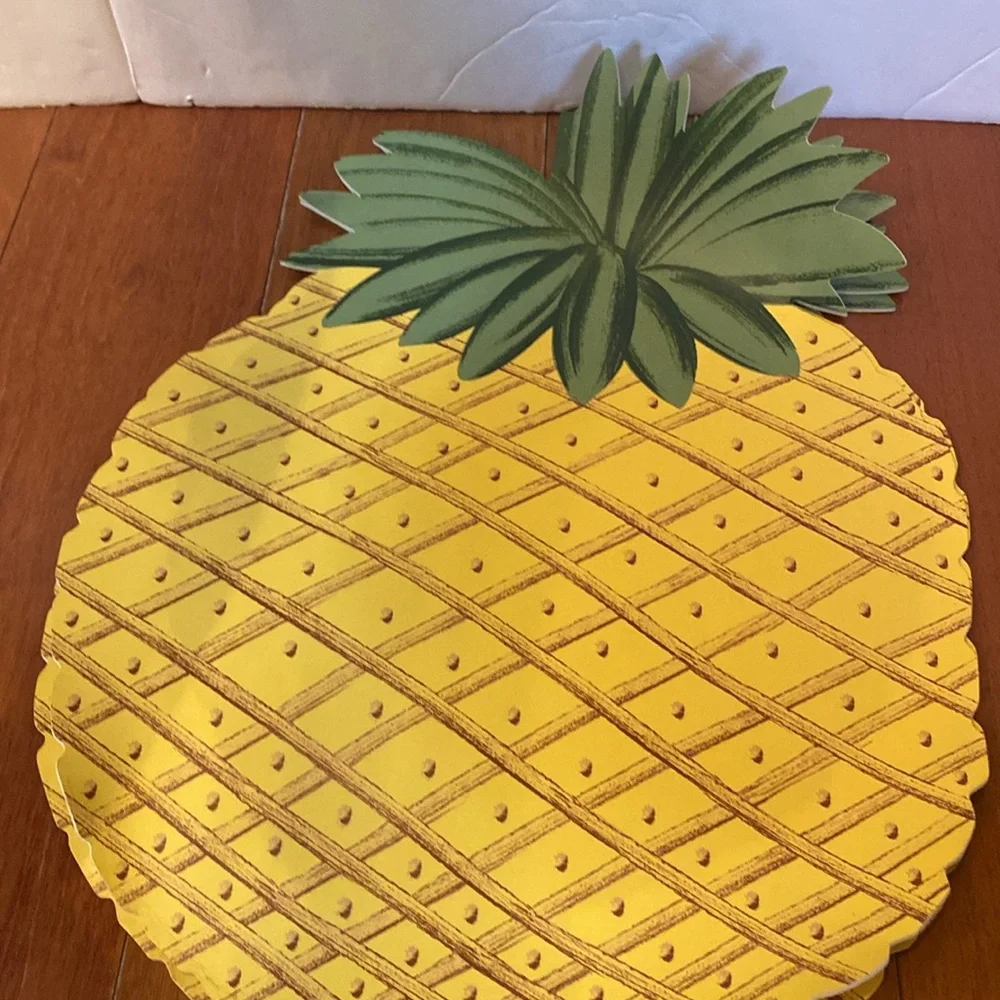 N/A tropical pineapple