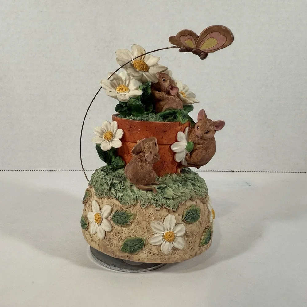VINTAGE 1995 SAN FRANCISCO MUSIC BOX Mice Flower Butterfly EUC alike Forest Frie