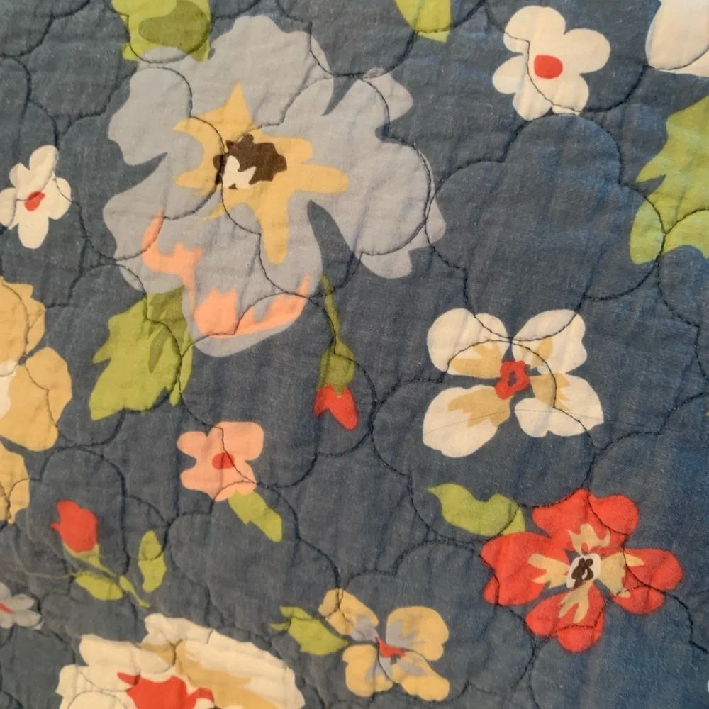 Home Classics floral reversible