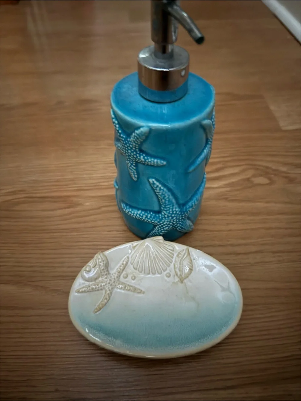 Beach-Inspired Ceramic Soap Dispenser & Dish Set - Starfish Design