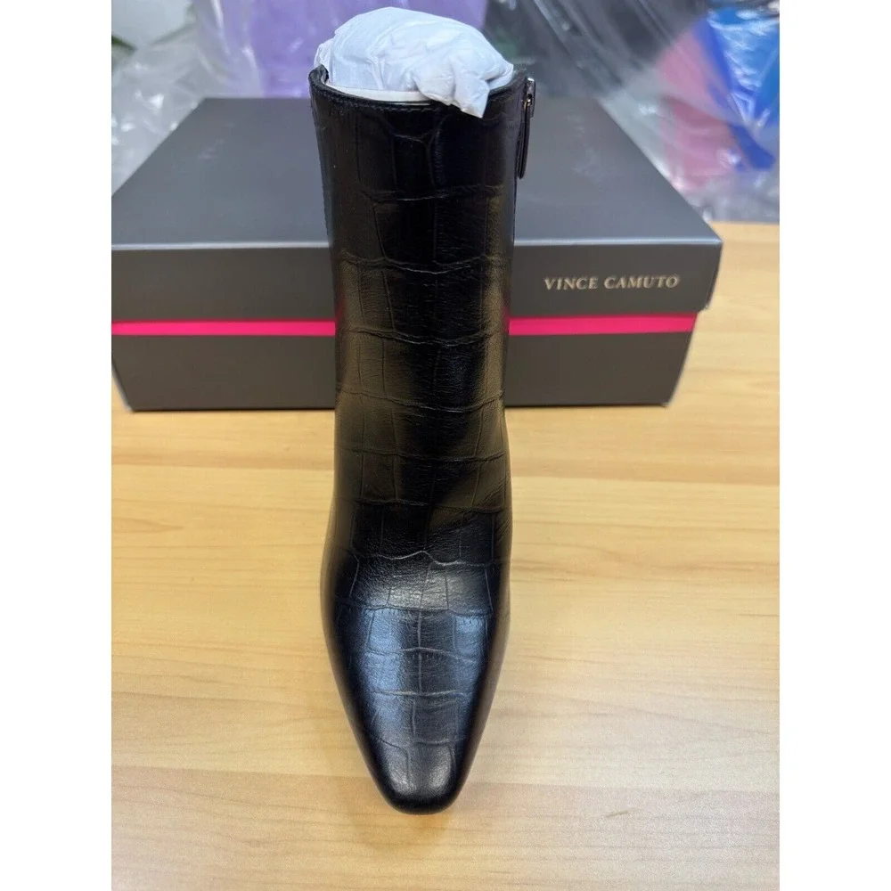 Vince Camuto leather material