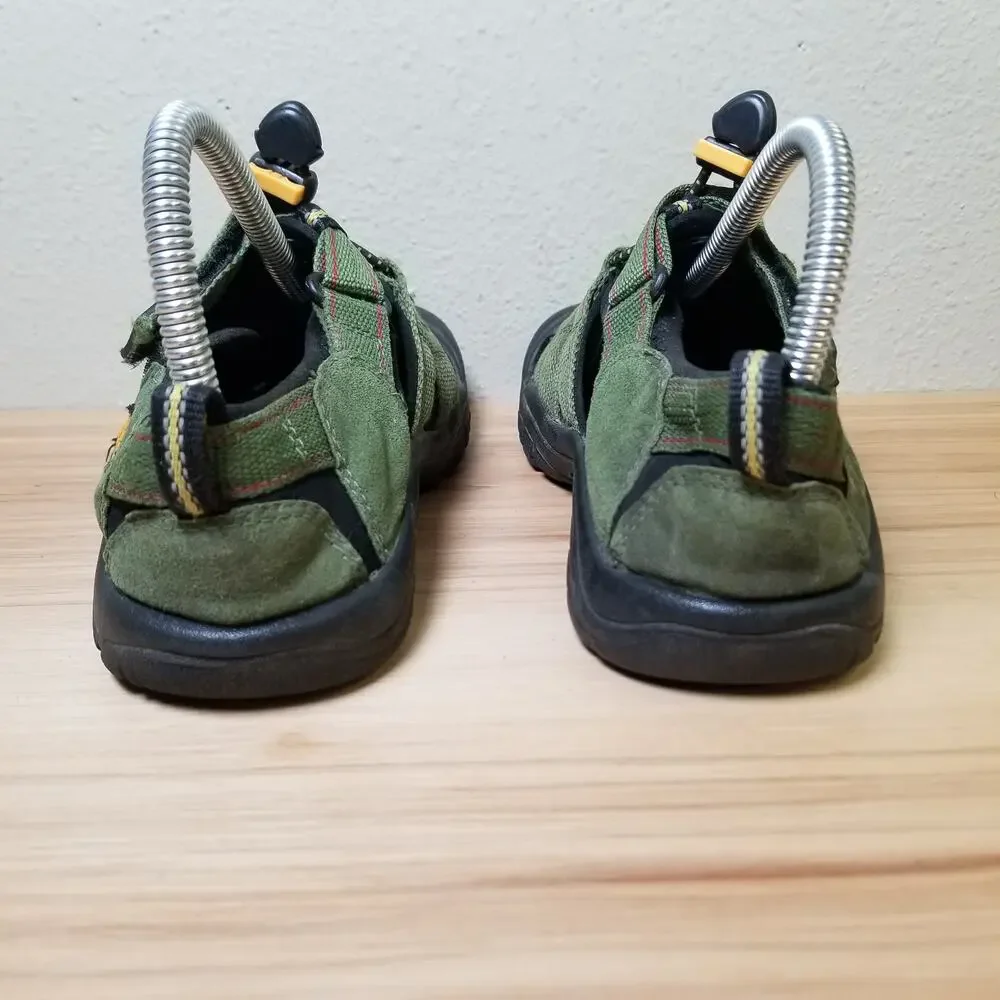 Keen kids size
