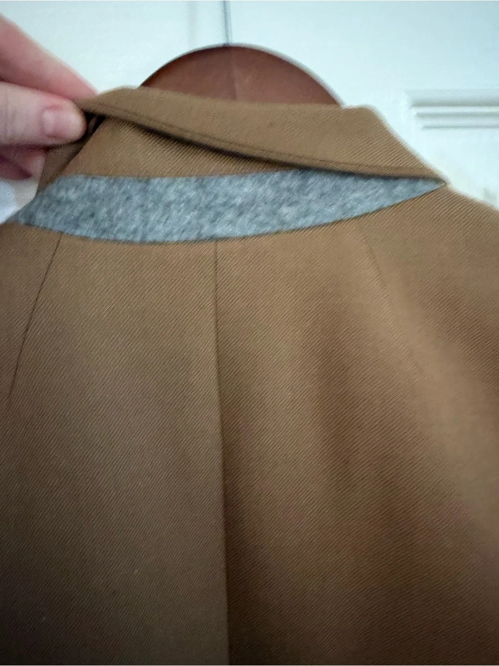 J. Crew collar can