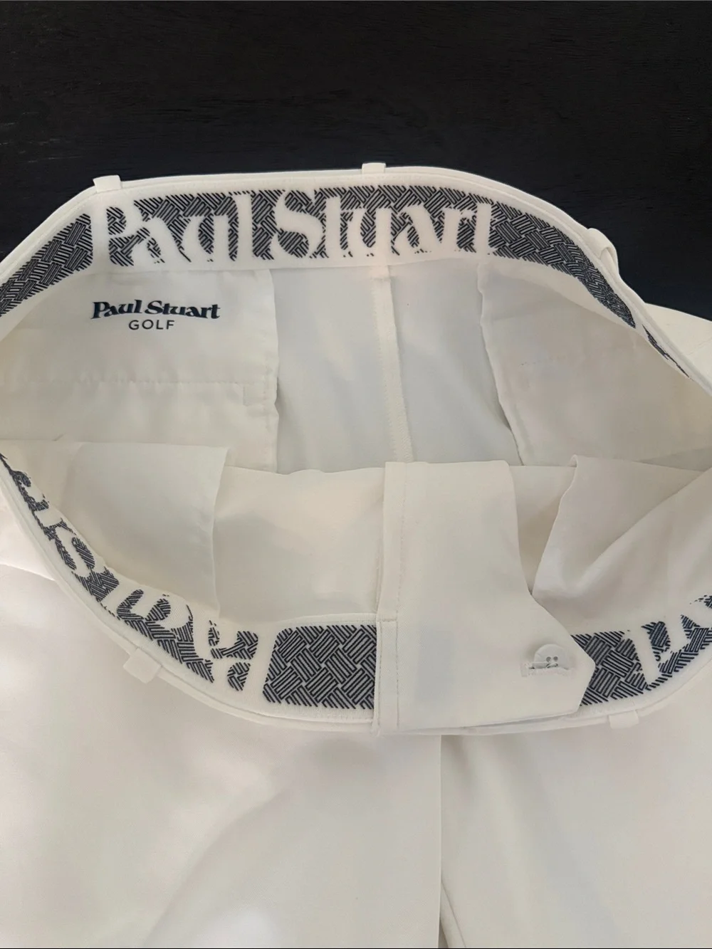 Paul Stuart item no