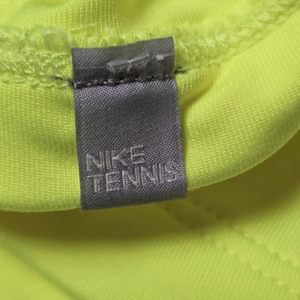 Nike perfect bright