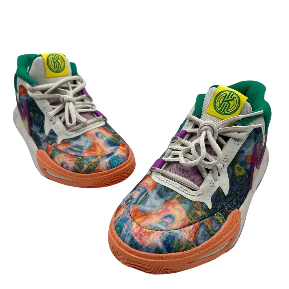 NEW‎ Nike Kyrie 8 GO Basketball Shoes Kids Youth 6Y Light Bone Yellow Strike