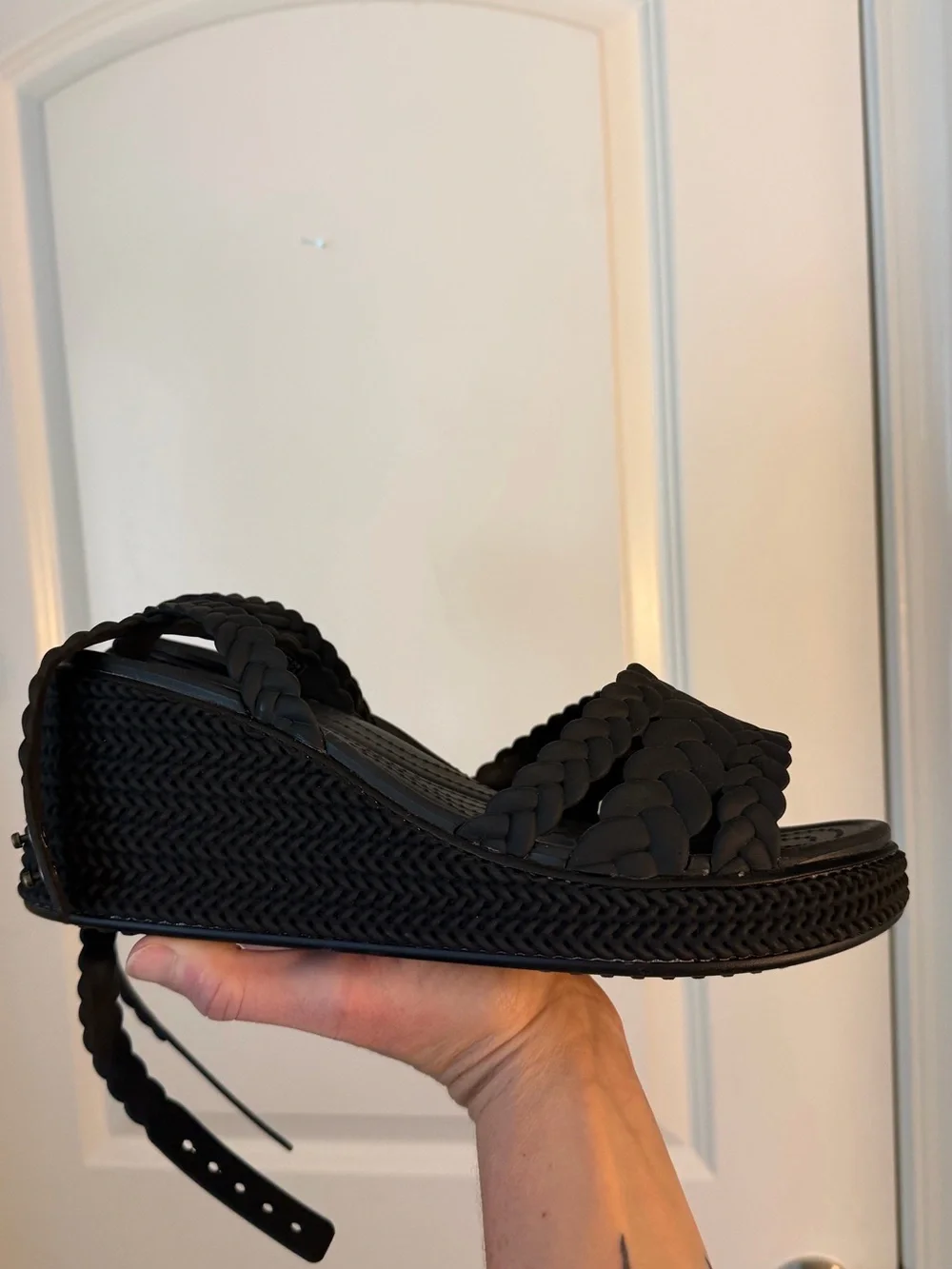 CROCS those feature heeled