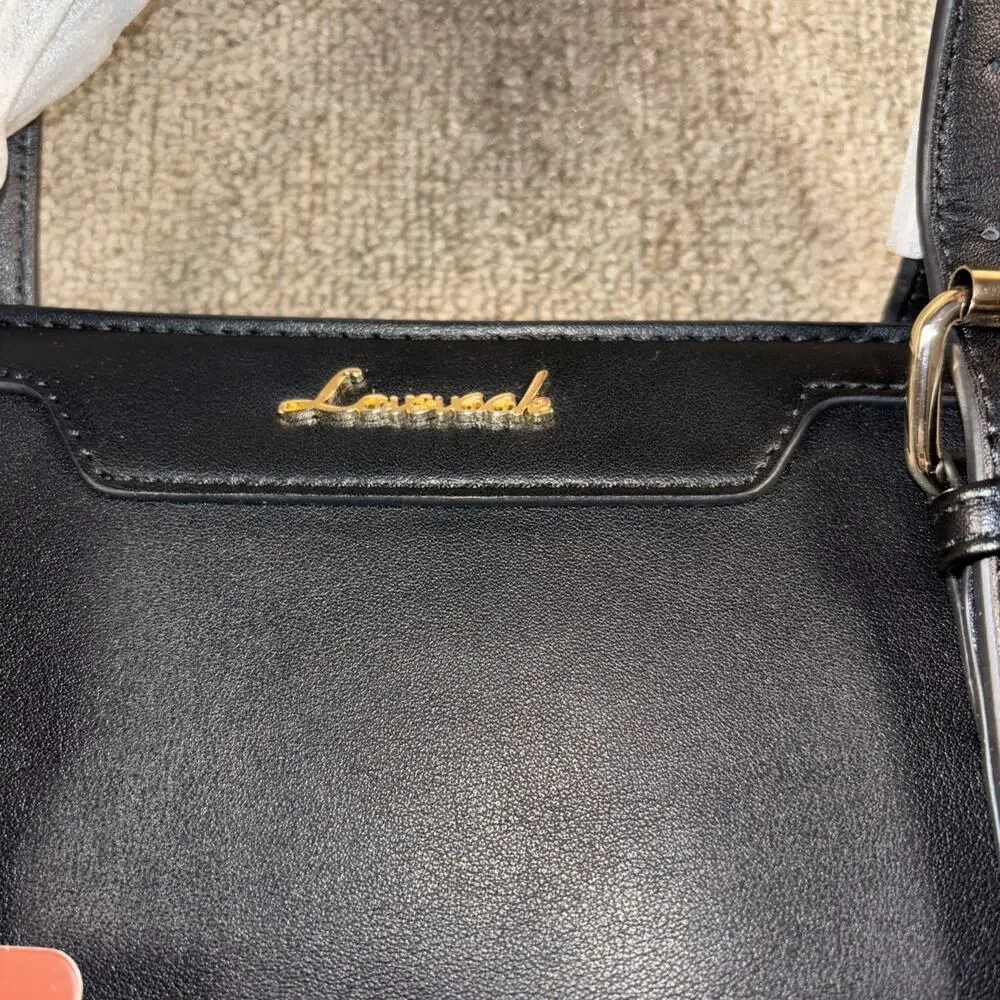 Lovevook black leather