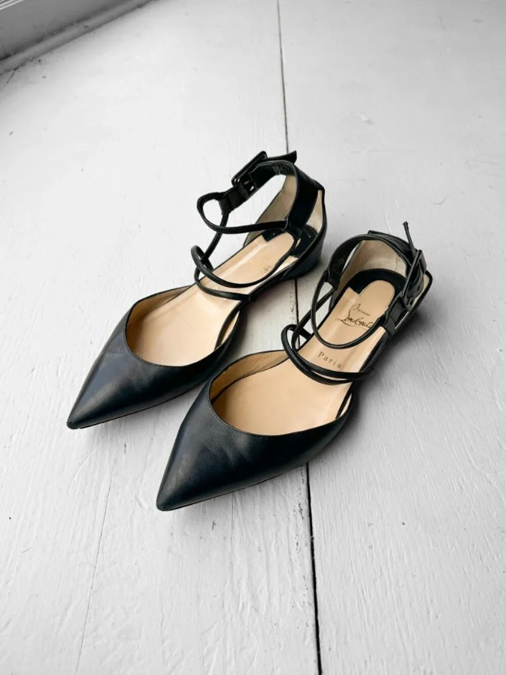 Christian Louboutin Black Leather Suzanna Ankle Strap Pointed Toe Flats - EU 41