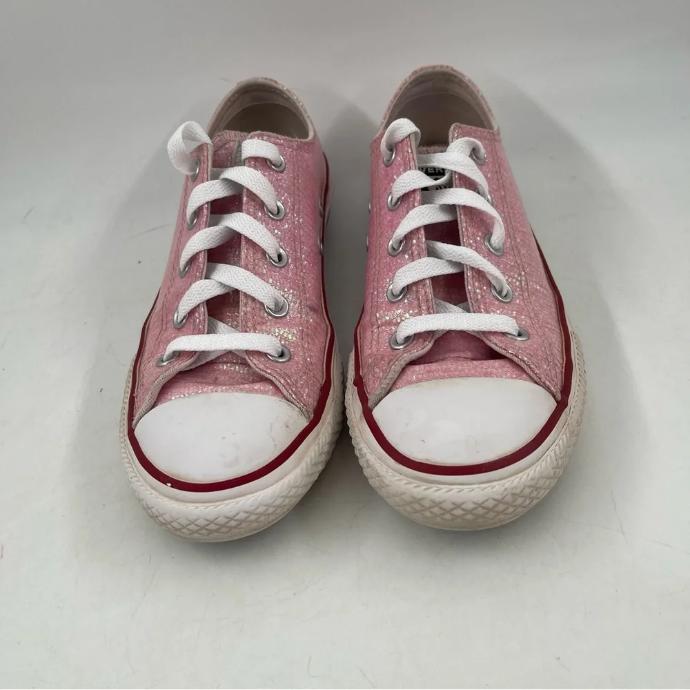 Converse very good