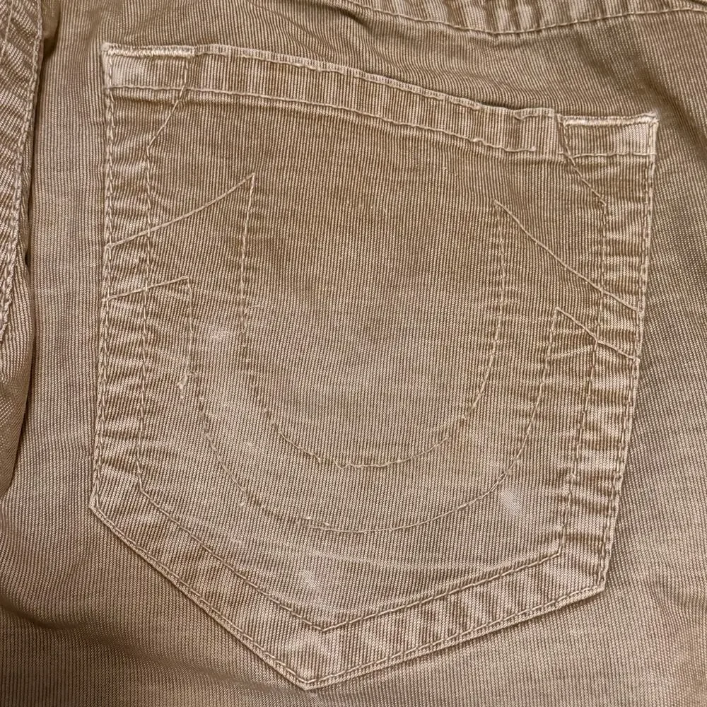 True Religion measurements 17