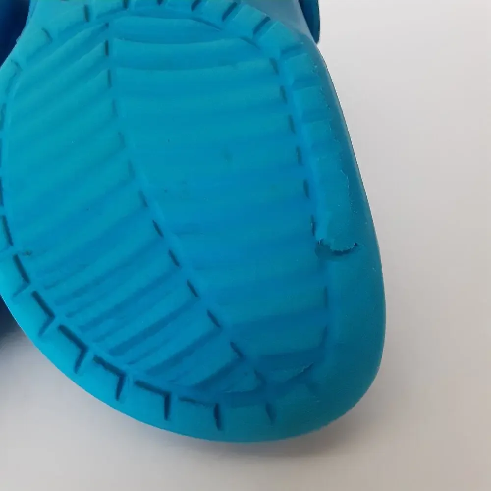 CROCS 10 items wash