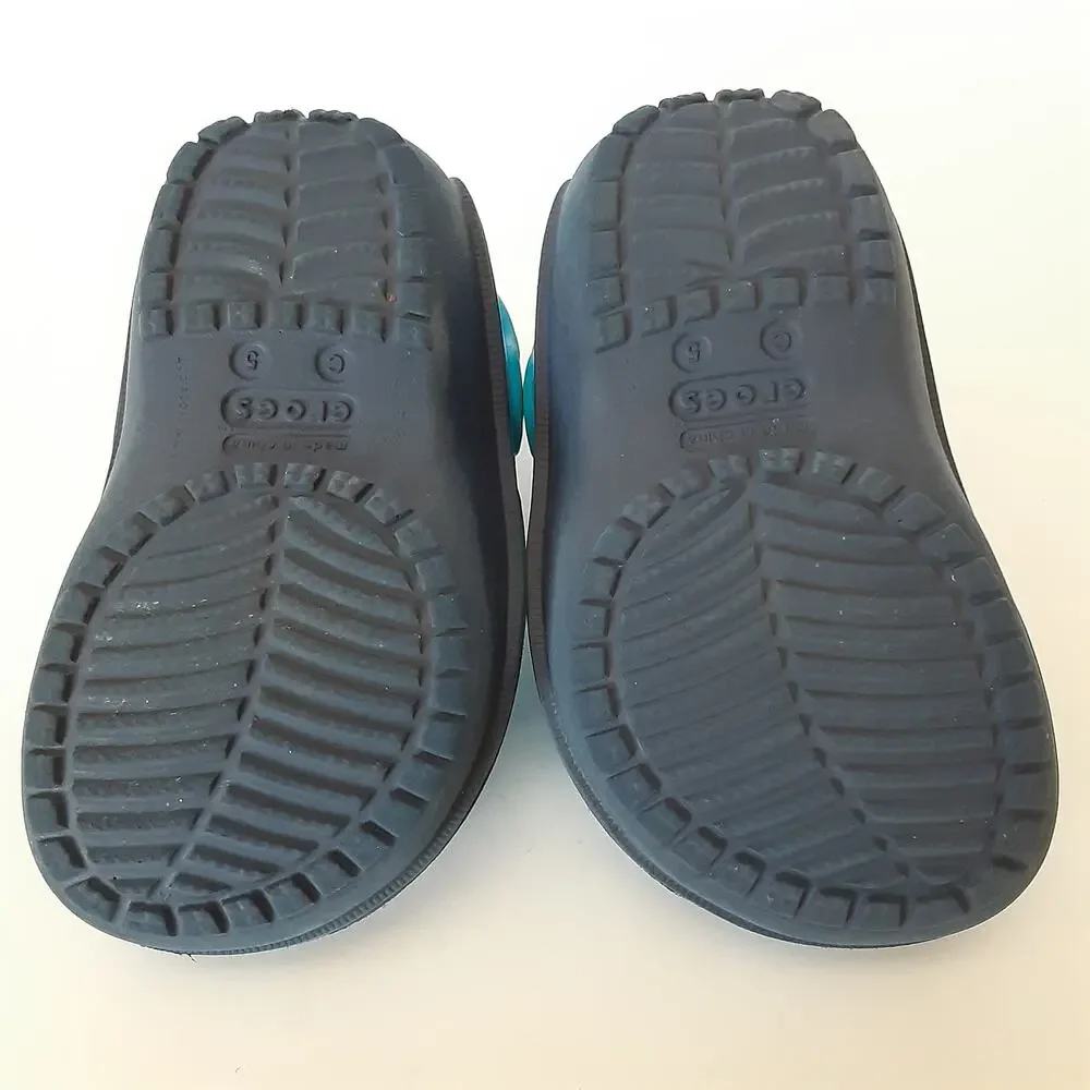 CROCS pre owned