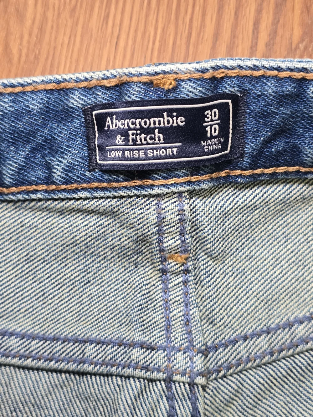 Abercrombie & Fitch high rise