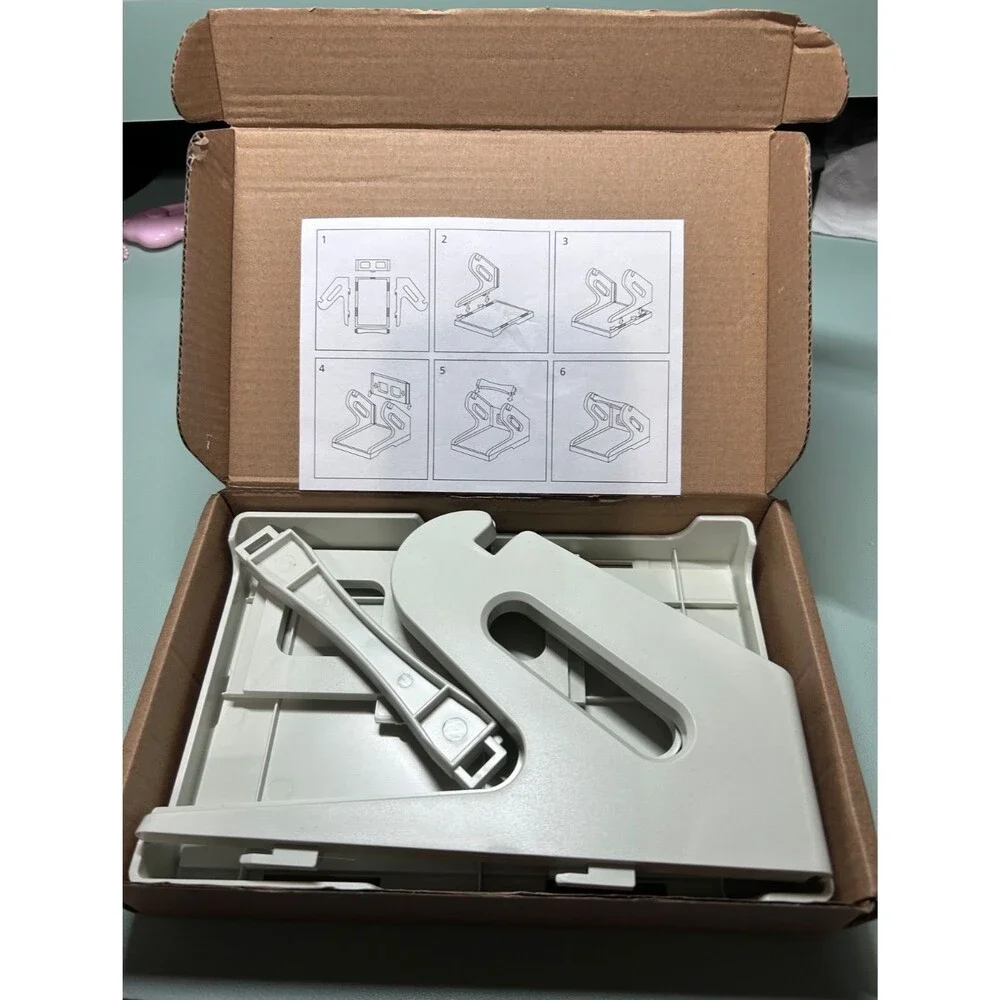 Unbranded label holder