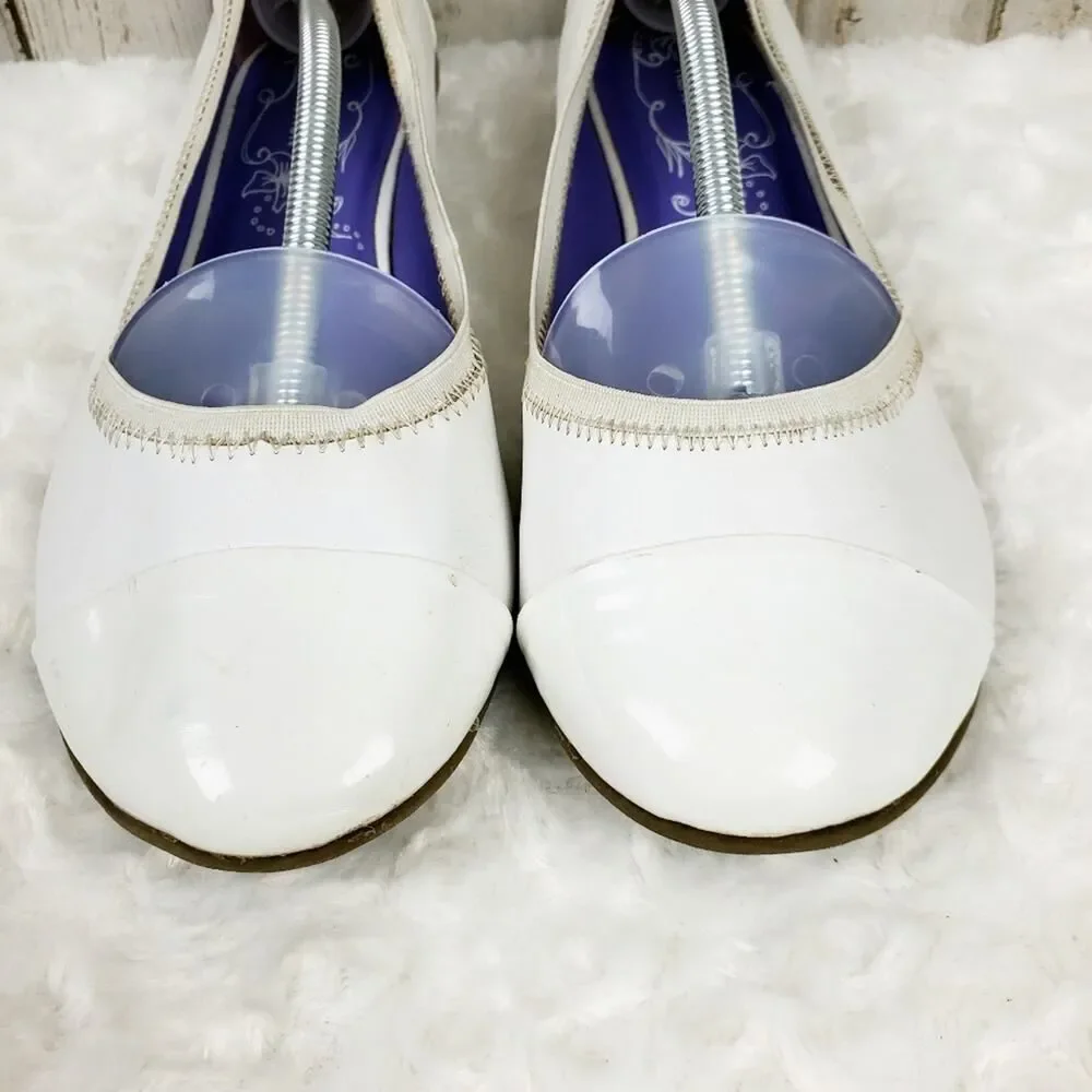 Kenneth Cole Reaction Flats White Size 6
