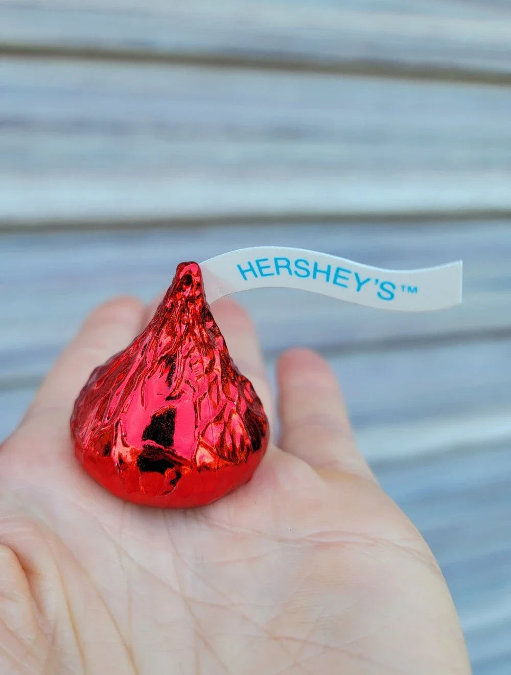 Hersheys vintage red