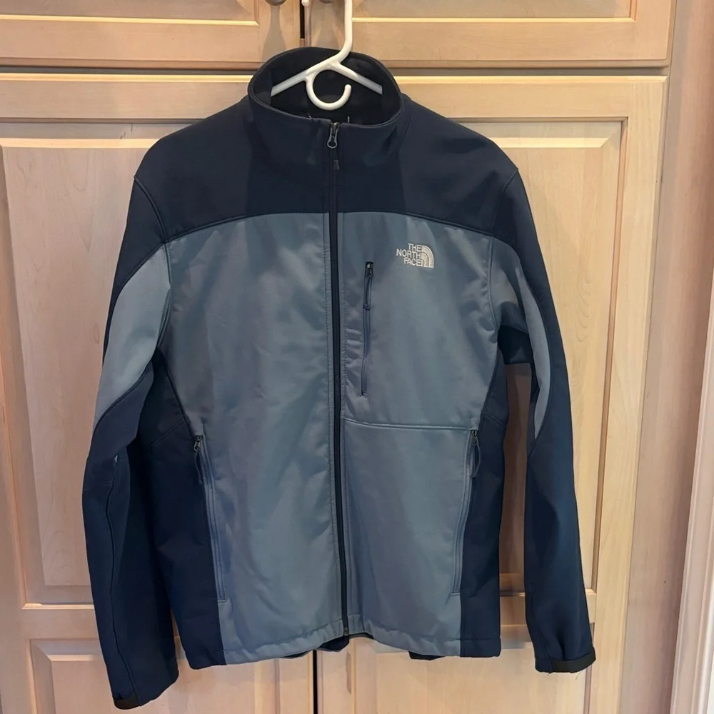The North Face Men’s Medium Apex Bionic Softshell Jacket Blue Windproof Warm