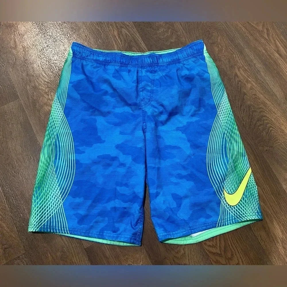 Nike men’s back