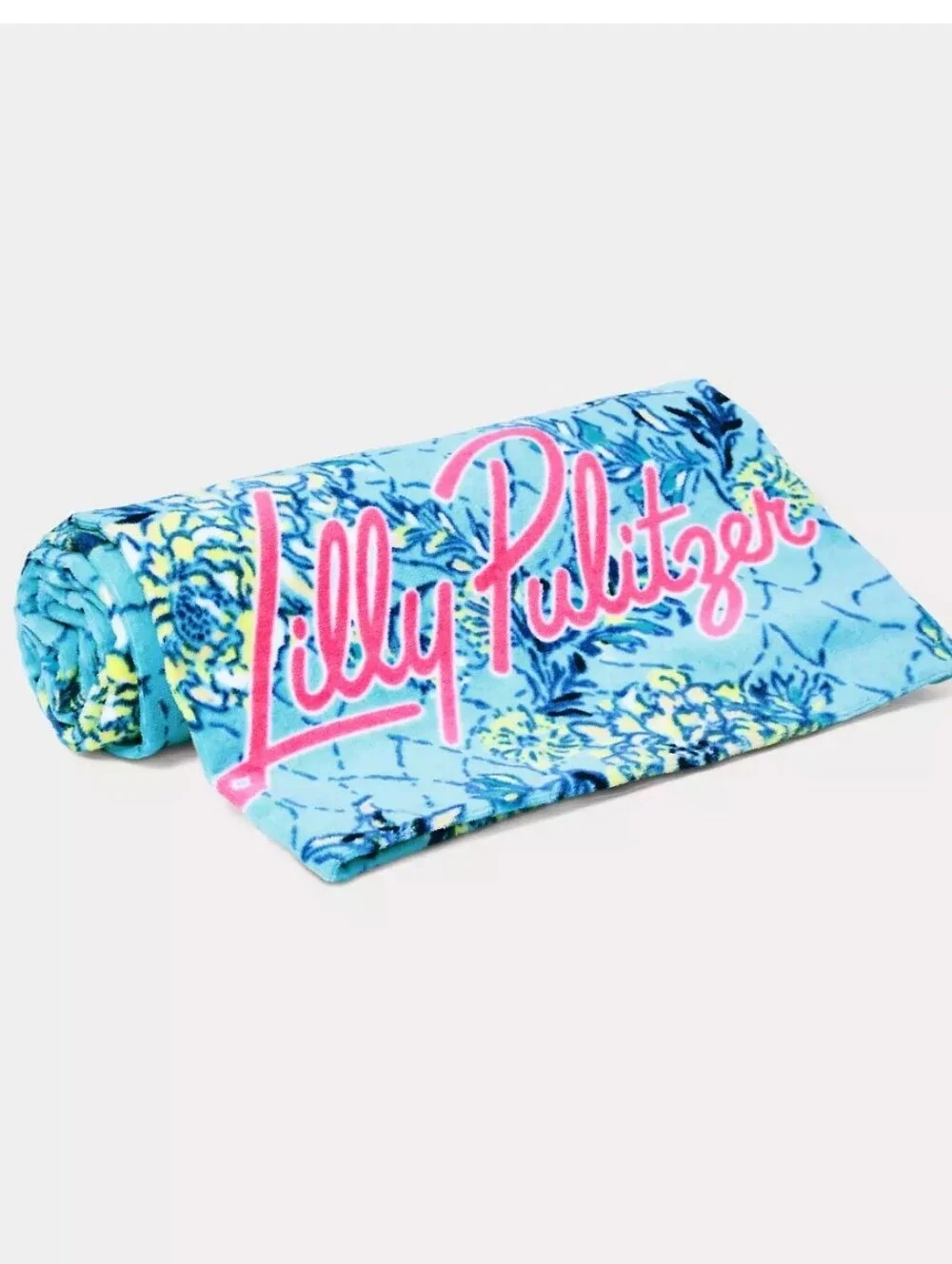 NWT Lilly Pulitzer Blue Floral Logo Towel
