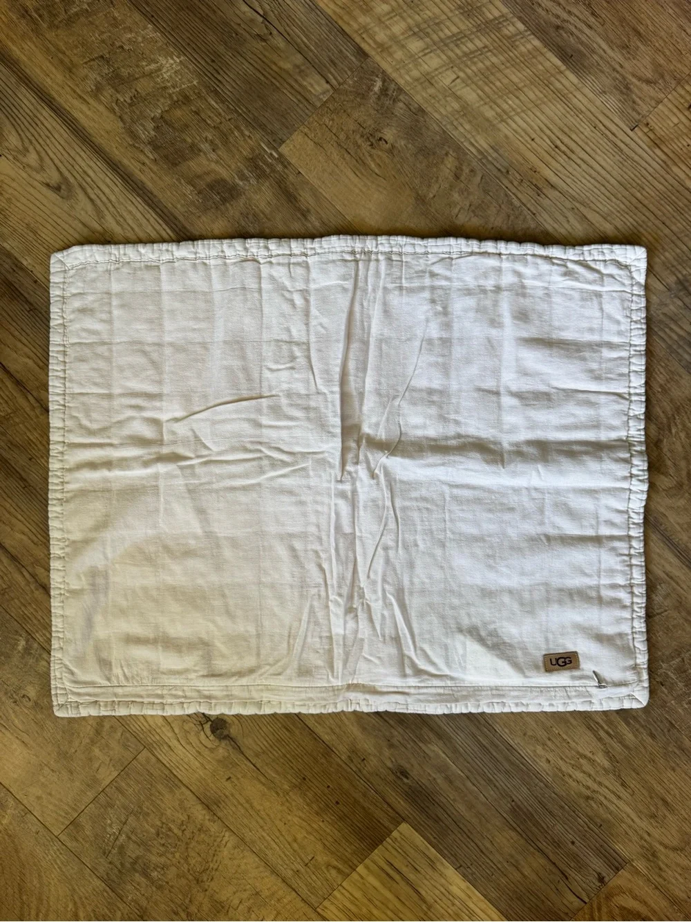 UGG cream standard