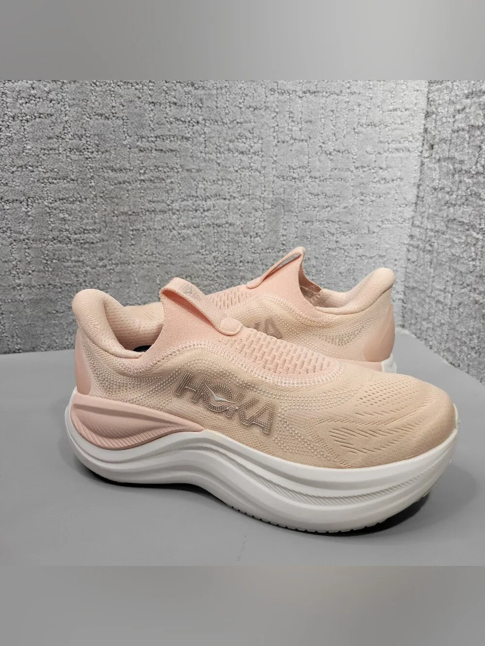 Hoka One One hoka skyward